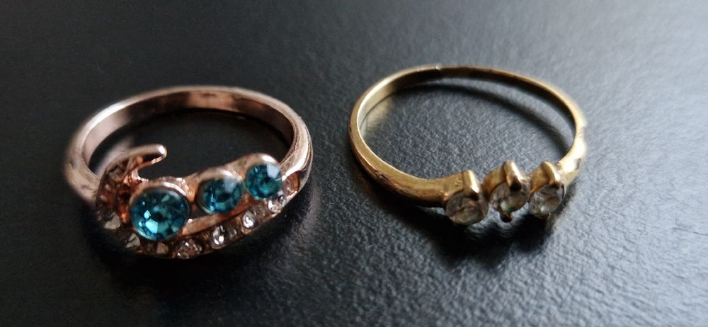Bague Ancienne Vintage En Métal Doré - Occasion, Bijou Rétro Unique