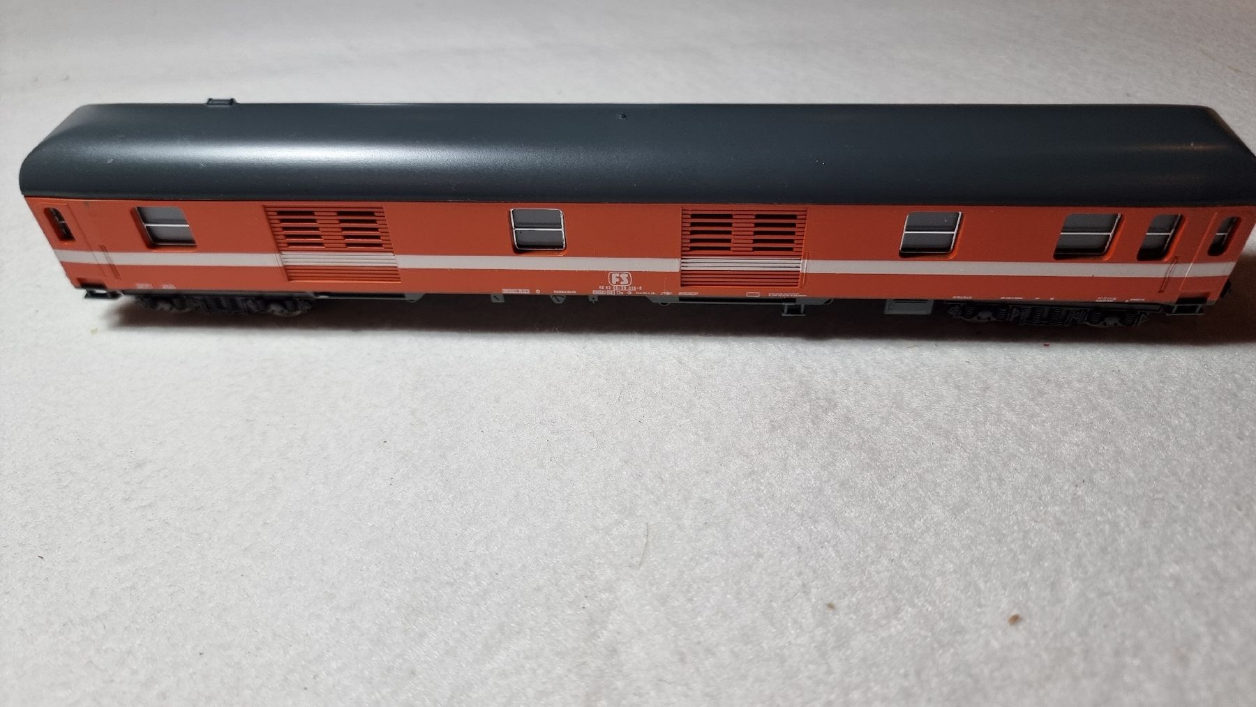 Lima Modellini di ferrovie: Lima FS Gepäckwagen – Usato da Au ZH venduto da Krokodil08