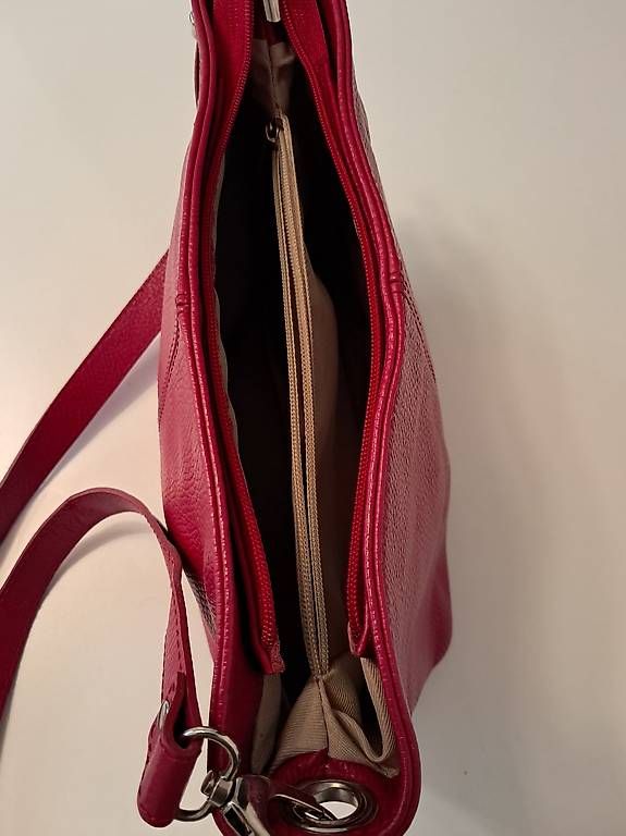 Taschen für Damen: Ledertasche  – Gebraucht aus Basel von len_t965 2