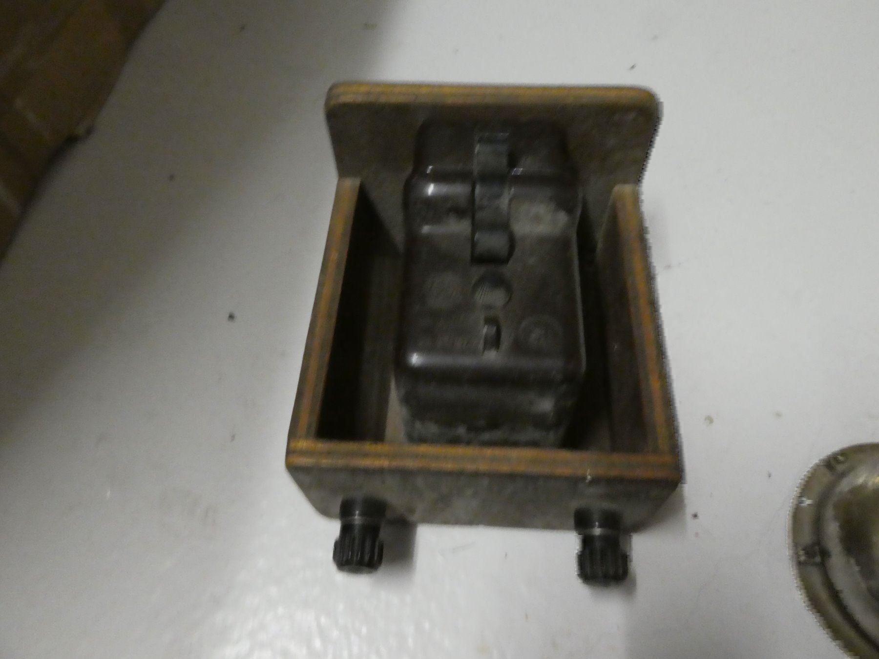 Pièces détachées: Elektrobestandteile Schalter Glocke – D'occasion à Mosnang par Goldwasser 5