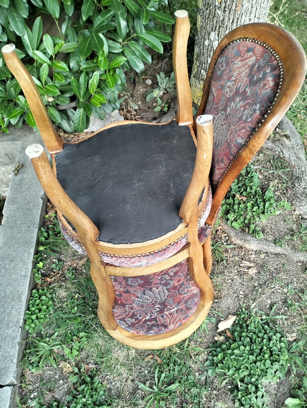 Chaises: 4 CHAISES ANCIENS L.PHILIPPÈ REFAIT – D'occasion à Neuchatel par NNeuchatel 3