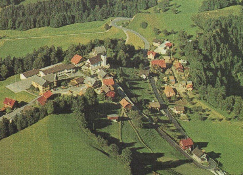 Cartes postales: Romoos   Luftbild  ( GROSSFORMAT ) – D'occasion à Aarau par kufi44 1