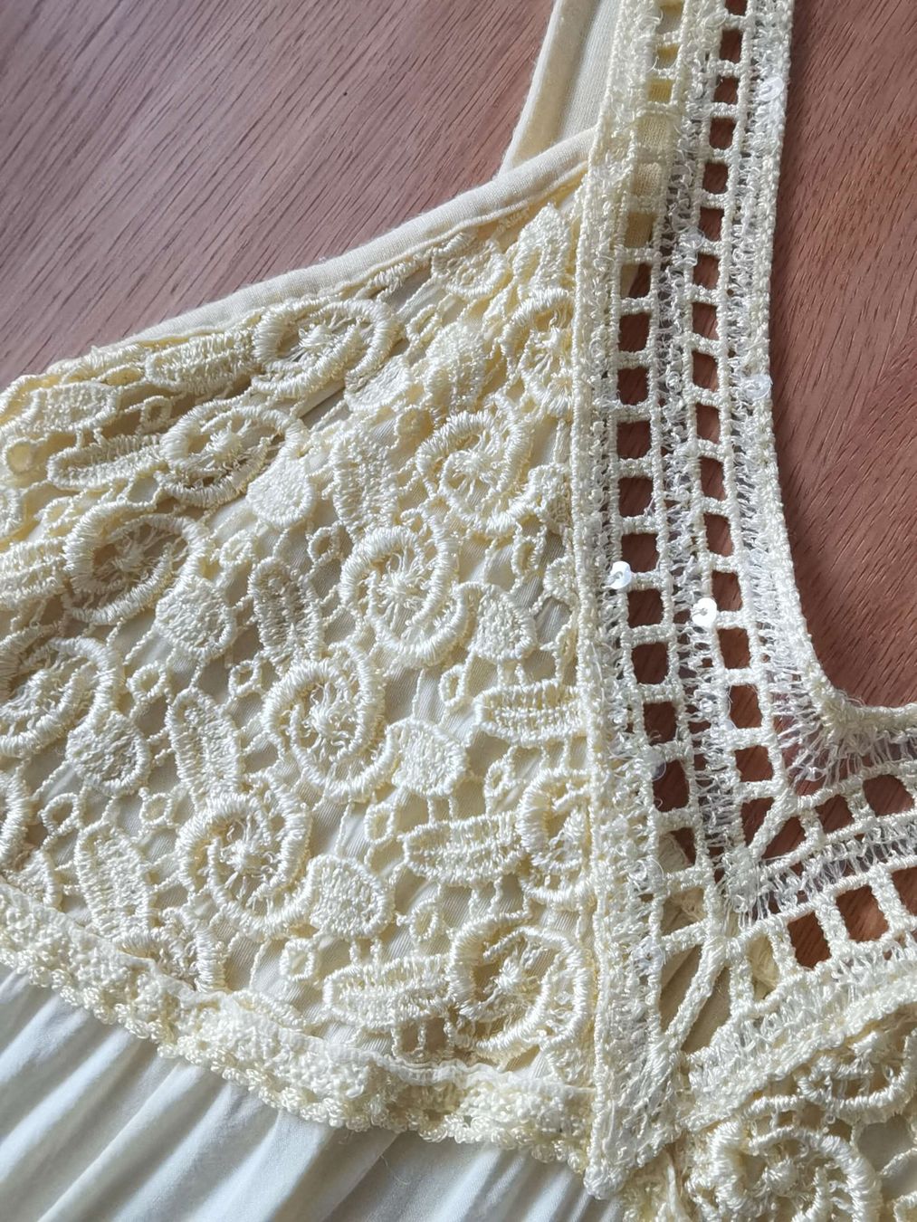 Vestiti: Gelbes Kleid – Usato da Zug venduto da WickiPanda 3