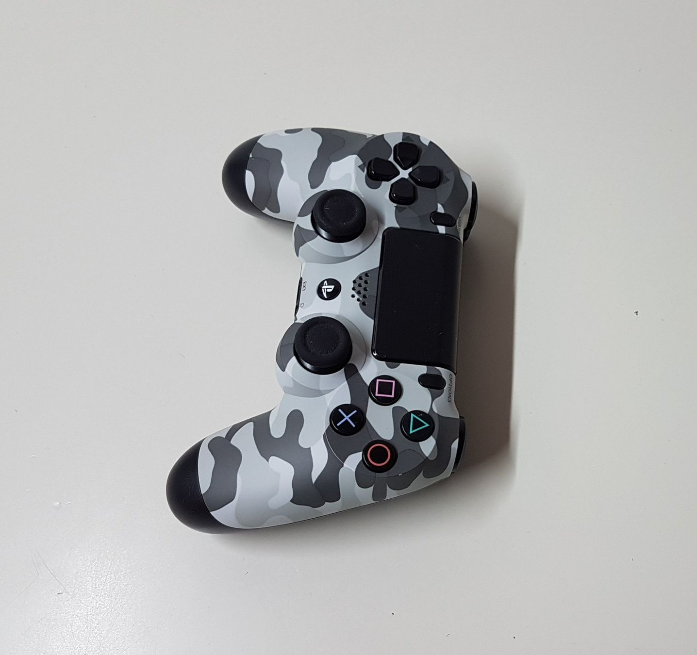 Sony Controller: 😎Original Sony Dualshock 4 Wireless Controller PS4 – Usato da Schüpfheim venduto da Games_Spielkonsolen