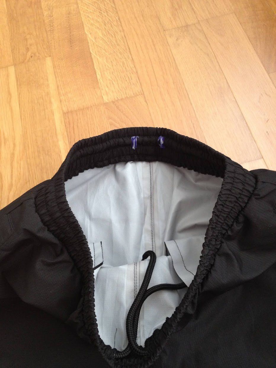 Pantaloni: Regenhose – Usato da Dübendorf venduto da Fip05 3