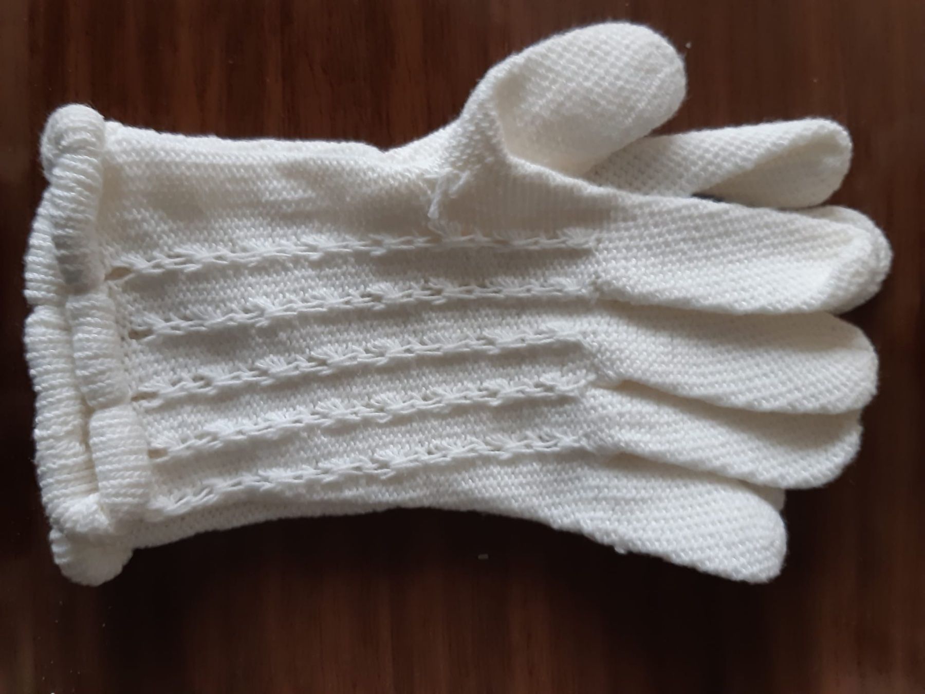 Haarschmuck: Kommunion Handschuhe, Haarkranz und Tasche – Gebraucht aus Luzern von Sontru 3