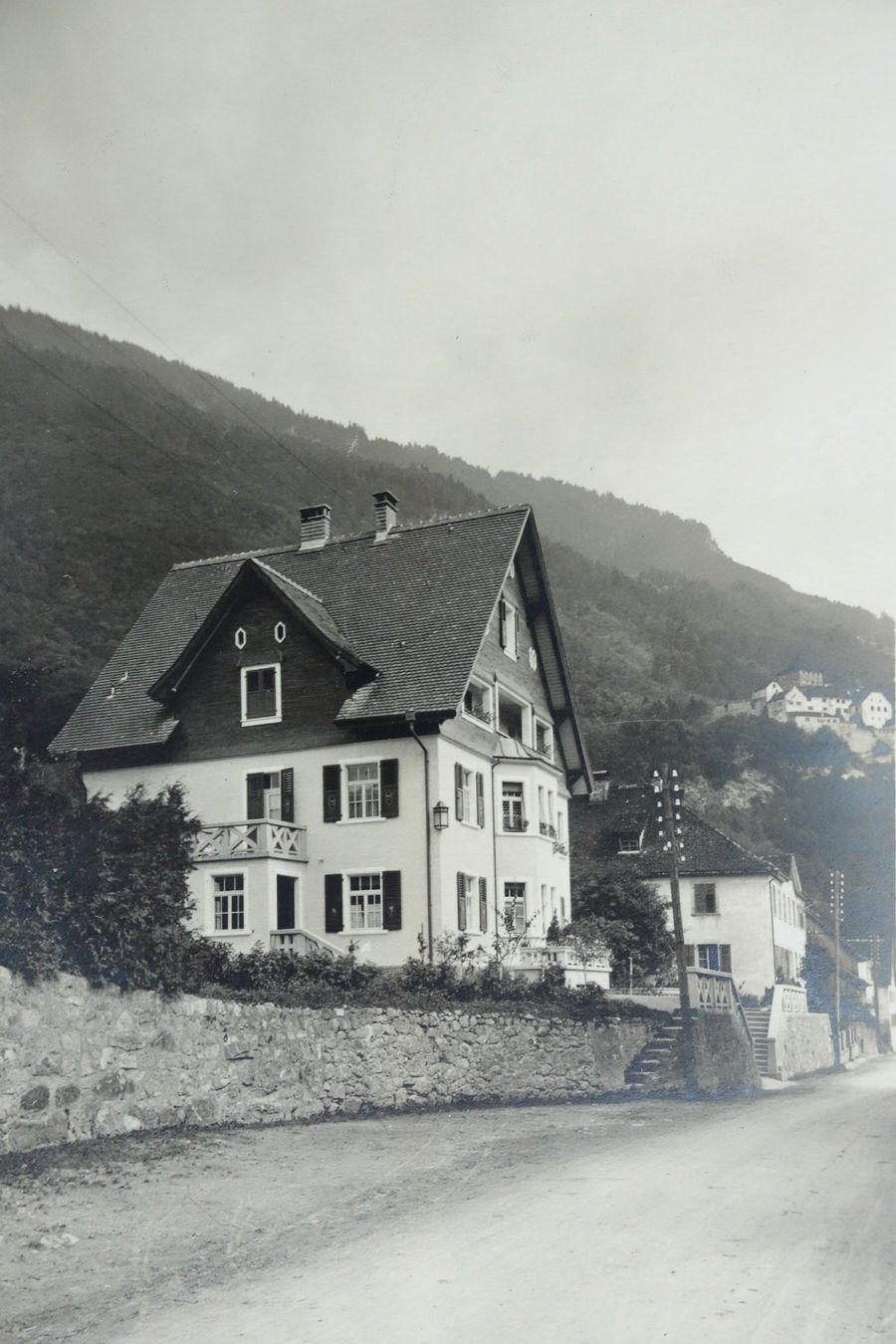 Ansichtskarten: VADUZ - Zahnarztpraxis X. Marktl - 1928 – Gebraucht aus Ibach von Ibanto 1