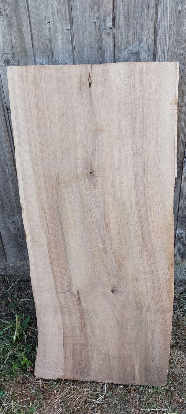 Articoli in legno: Schweizer Nussbaumholz – Difettoso da Giswil venduto da Stocki02 3