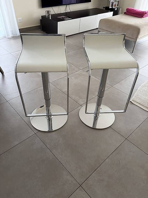Tabourets: Tabourets de bar à donner – D'occasion à Epalinges par lprado