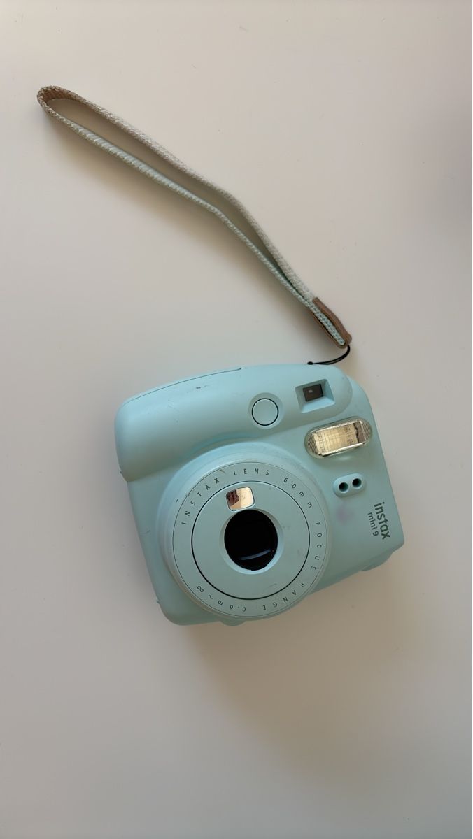 Fotocamera: Fujifilm Instax Mini 9 hellblau gebraucht – Usato da Wilen b. Wollerau venduto da ali_x8qw