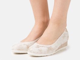 Ballerines compensées p.39