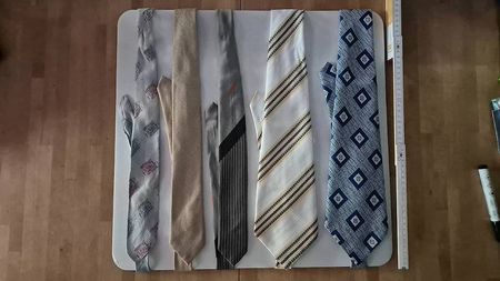Vintage Herren Krawatten 8 Polyester & Seide
