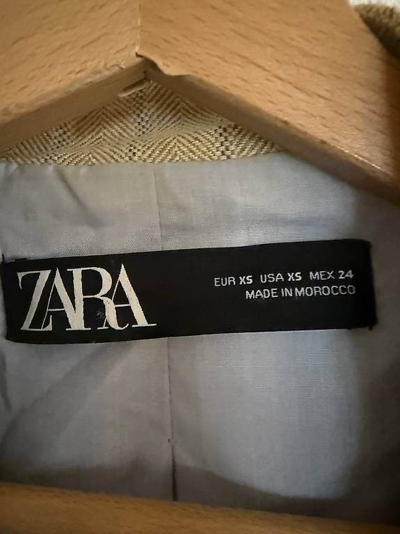 Zara Mäntel: Mantel mit Gürtel von Zara – Gebraucht aus Zürich von ama_j5cz 3