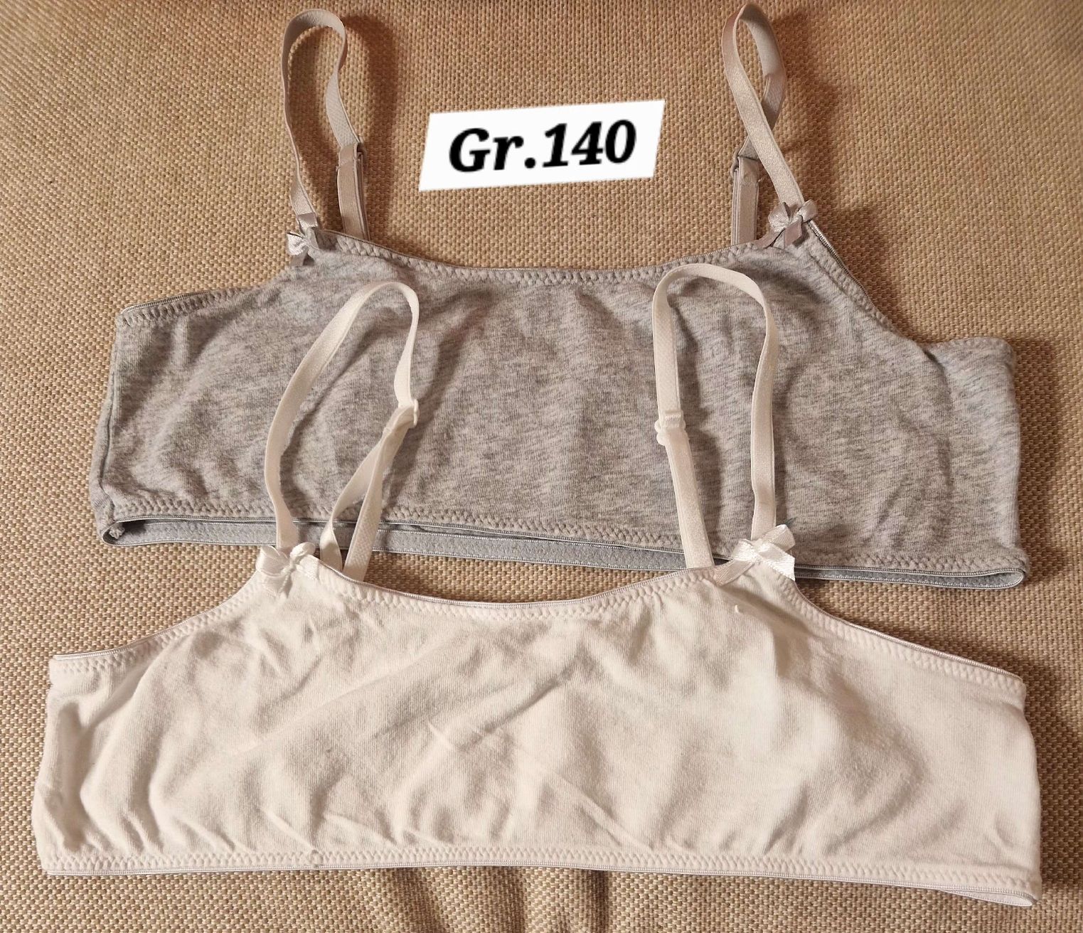 Biancheria intima: 2er Pack Mädchen Bustiers Grösse 140, neuwertig – Nuovo (secondo la descrizione) da Appenzell venduto da Top_Top