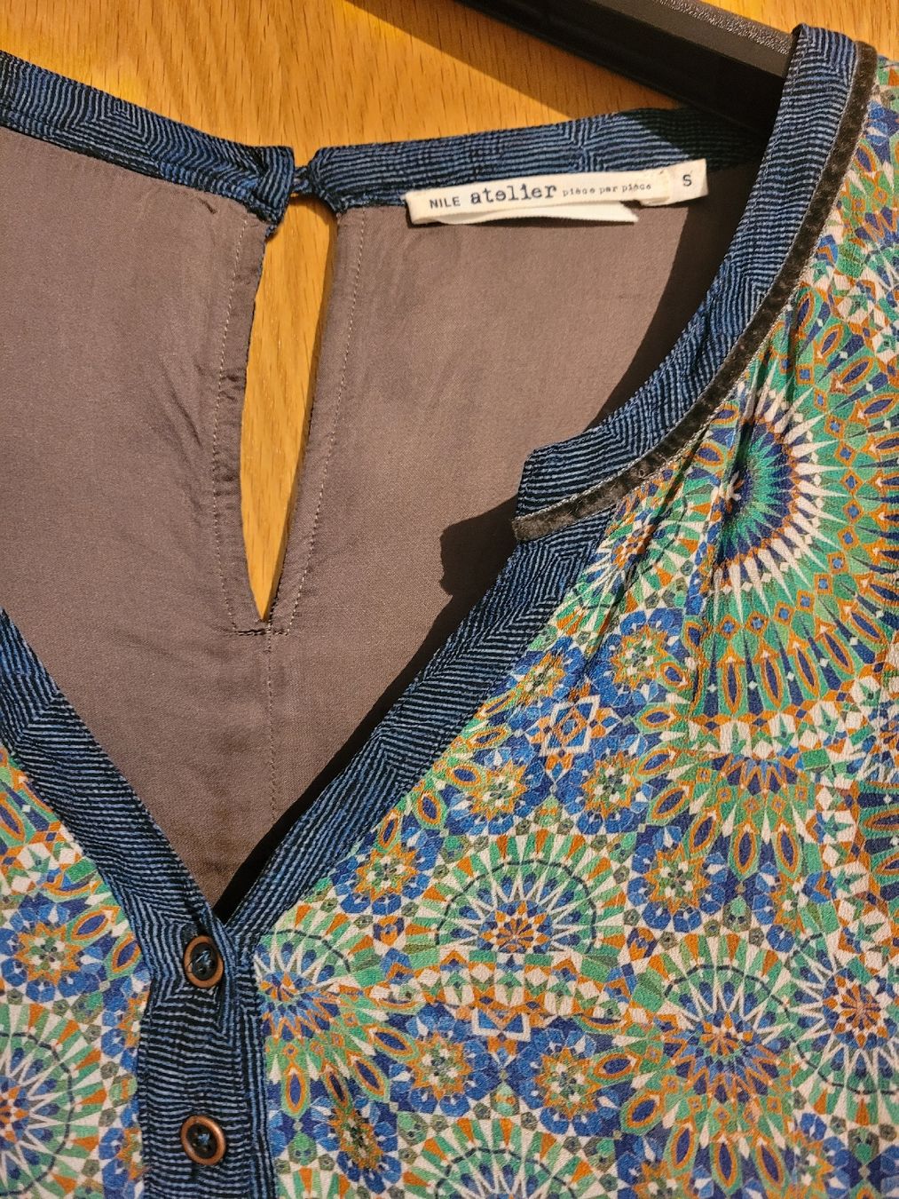 Nile Kleider: Nile robe S – Gebraucht aus Echallens von frimousse2008 1