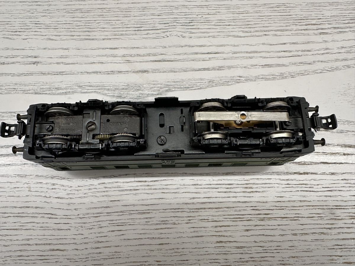 Märklin Modellini di ferrovie: Märklin 3036 ÖBB BR 1141 – Usato da Lupsingen venduto da New-Haven 5