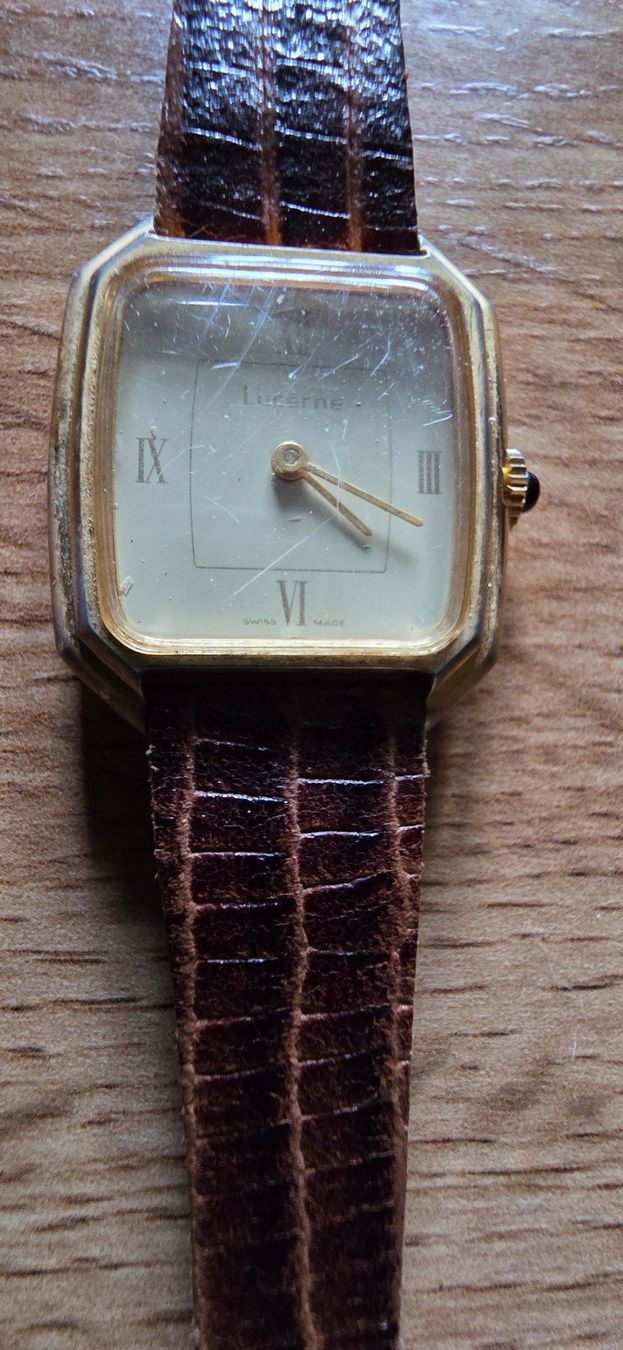 Orologi: Montre  " Lucerne " – Usato da Moléson-s-Gruyères venduto da inf_8z6n