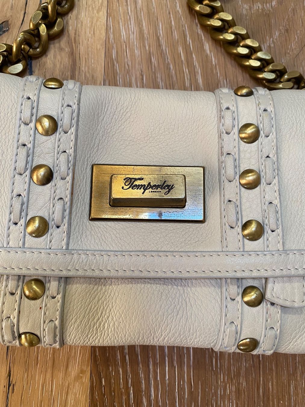 Taschen für Damen: Beautiful TEMPERLEY beige handbag/ clutch – Neu (gemäss Beschreibung) aus Grund b. Gstaad von PlageNeige 1