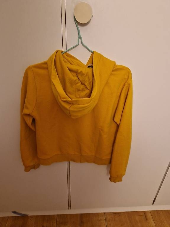 Pullover & Sweatshirts: Kinder Pullover gr. 146/152 – Gebraucht aus Bützberg von polensky81 1
