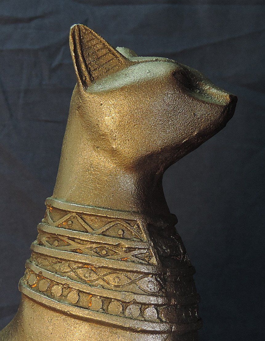 Statuette: Alte Ägyptische Katzen Statue, Eisen Figur – Usato da Duggingen venduto da roterbambus 8