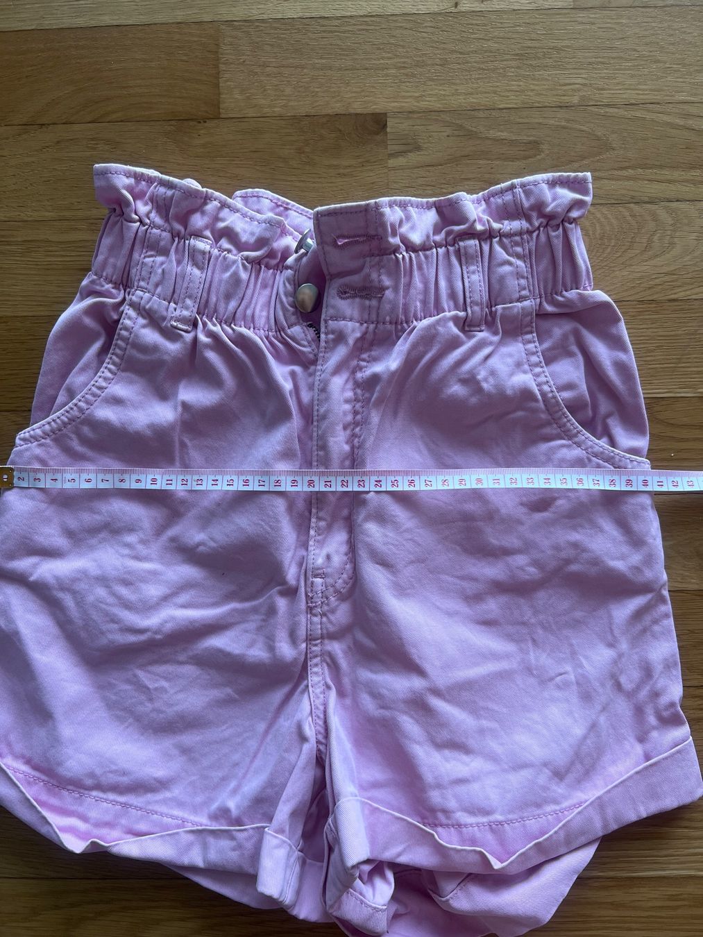 H&M Pantaloni: H&M Shorts 36 – Nuovo (secondo la descrizione) da Neuhaus SG venduto da bernike 4