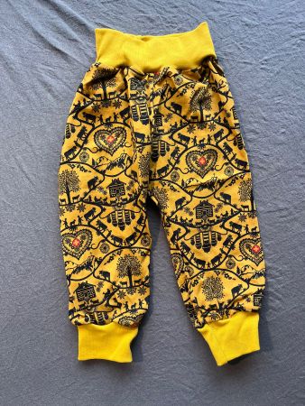1 Kinderhose selbst genäht