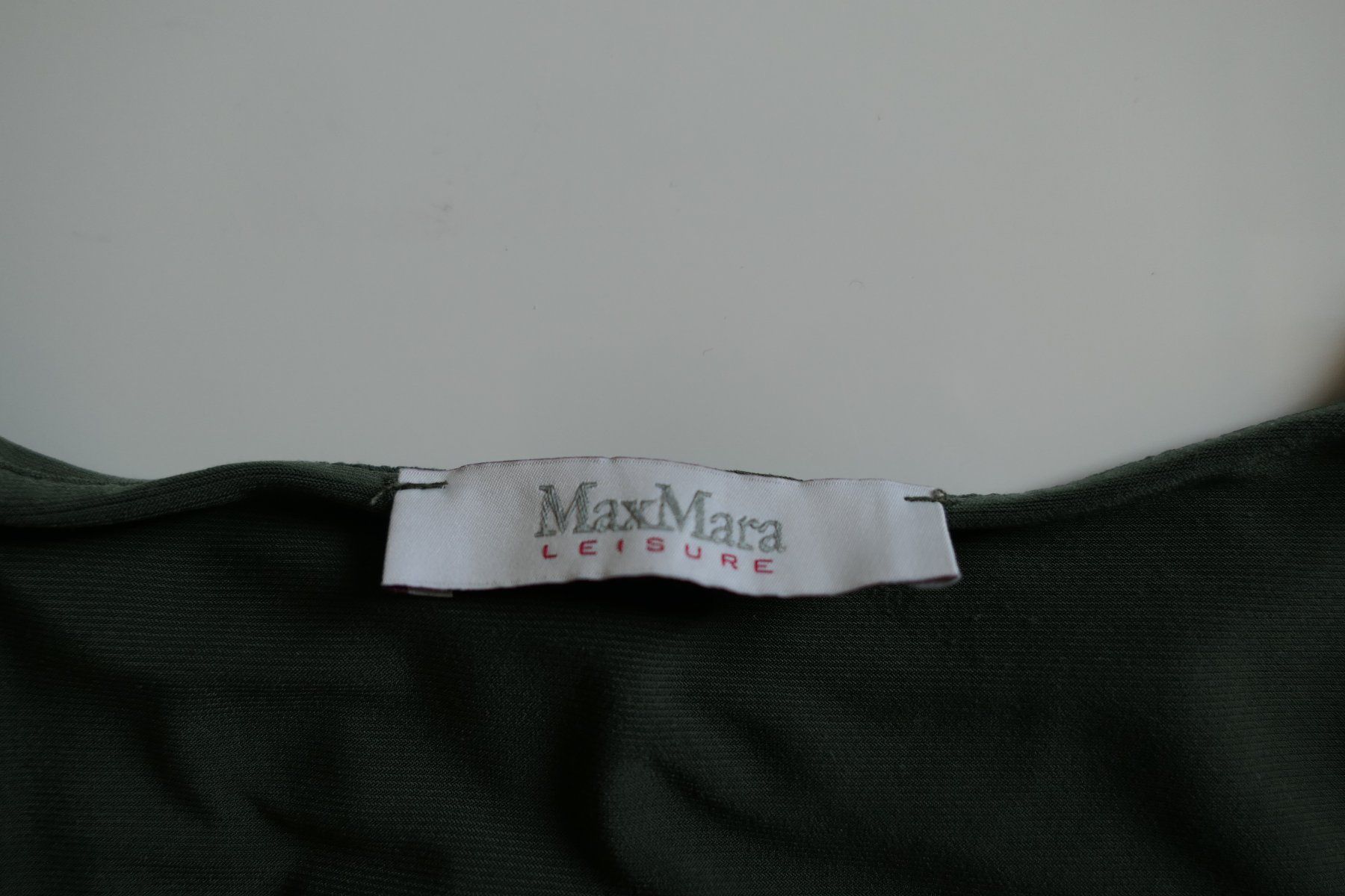 Max Mara Vestiti: MaxMara: robe longue en jersey (m) – Usato da Geneve venduto da Seven-Peaks-Seconds 8