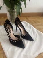 Pumps schwarz mit Nieten Grösse 36