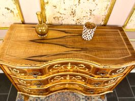 Barock Kommode mit Intarsien