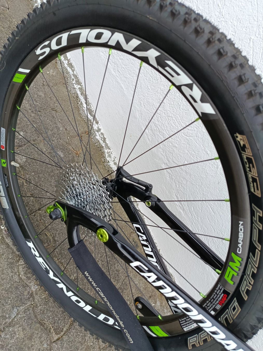 Cannondale Velos: Canondale Trigger Carbon 26 Zoll Neu 0 km – Neu (gemäss Beschreibung) aus Niederglatt SG von Titanium34 3