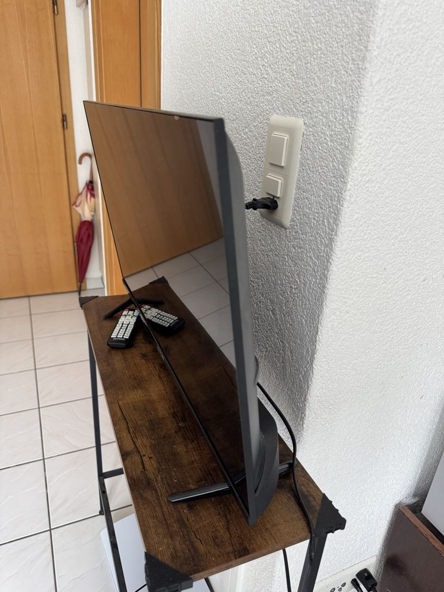 Fernseher: Dyon TV Fernseher 32” – Gebraucht aus Visp von sam_m2cn 1