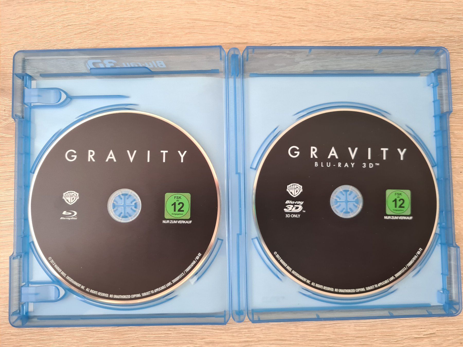Tutti i DVDs: Gravity 3D (Bluray 3D + Bluray) - Bluray – Usato da Carouge GE venduto da Franllo 3