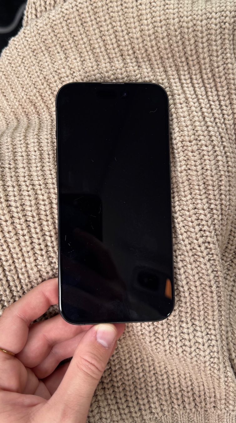 Apple Handys / Smartphones: iPhone 15 pro – Gebraucht aus Münsingen von tre_959t 1