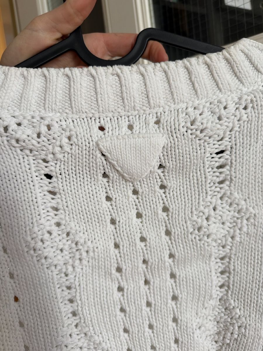 Prada Maglioni & Felpe: Prada Cropped Knit White – Usato da Zürich venduto da mar_5kb6 1