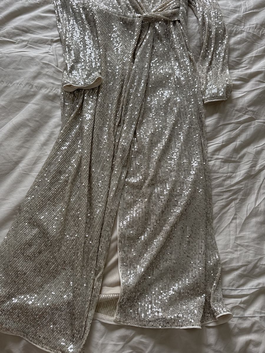 H&M Vestiti: Sparkling Light Gold Mama Dress – Usato da Horgen venduto da mar_yy7g 4