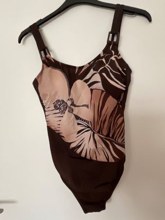 Carmen Badekleid Gr 40 B-CUP Braun wie neu