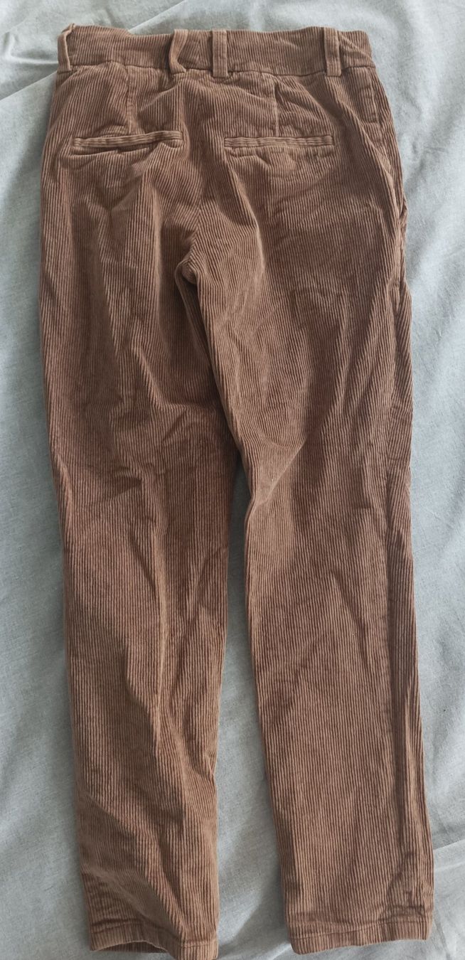 Lotti di vestiti: Winter Damen Kleiderpaket, Grösse 32/S - Secondhand – Usato da Buchs/SG venduto da ori_k6tq 3