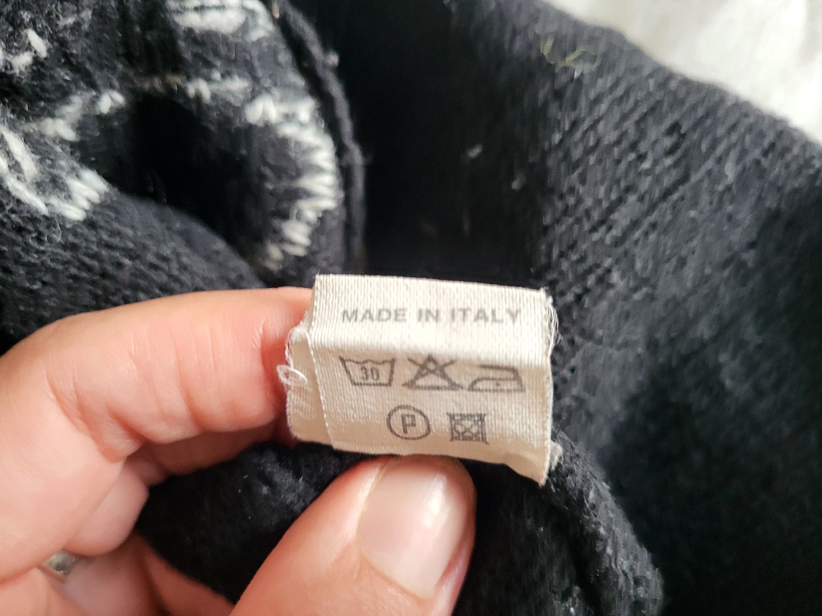 Maglioni & Felpe: onyx wolle pullover schwarz vintage – Usato da Zürich venduto da sahaara01 4