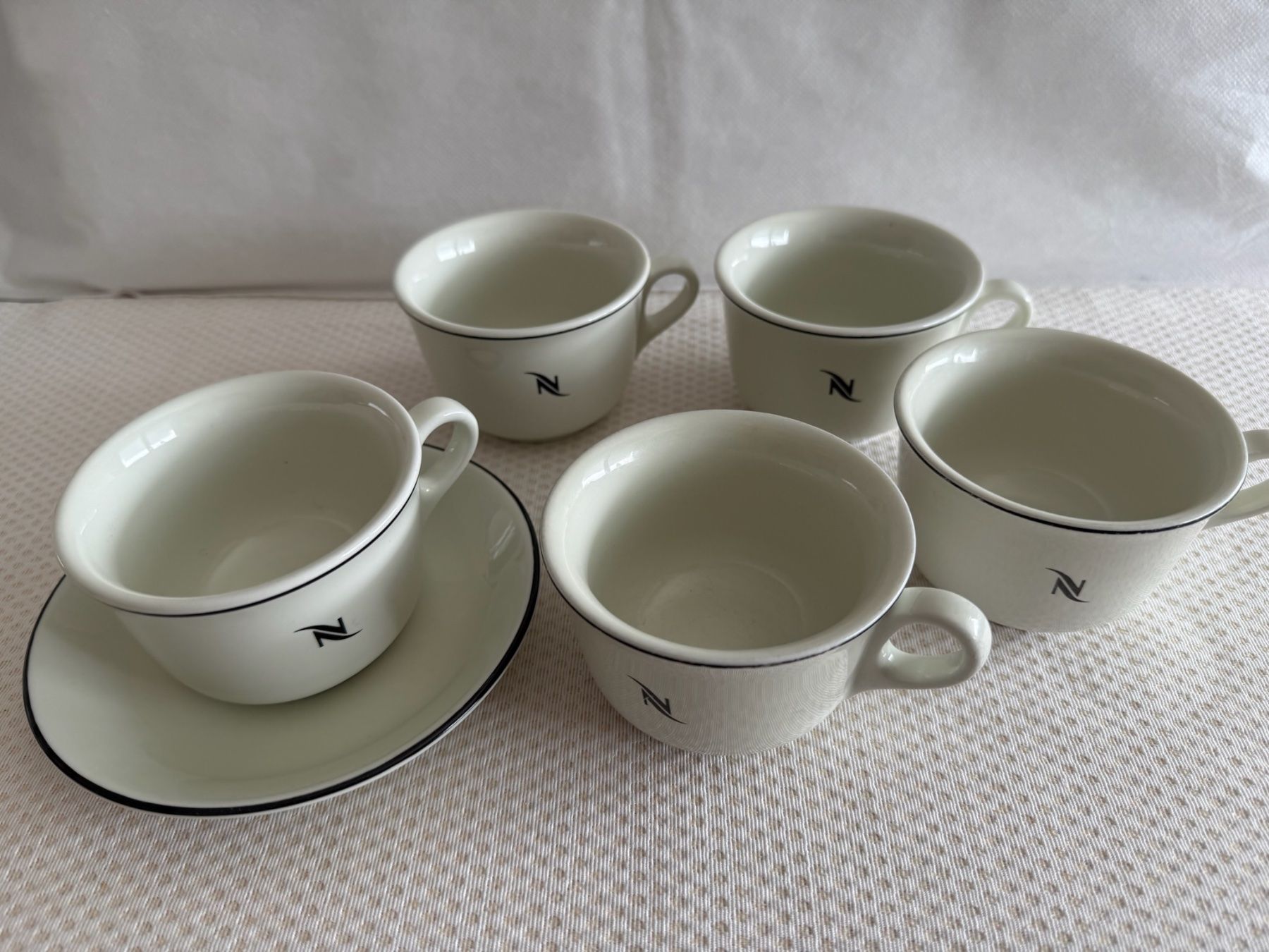 Nespresso Tazze: Nespresso - N - tasses cappuccino – Usato da Sion venduto da accroshoes