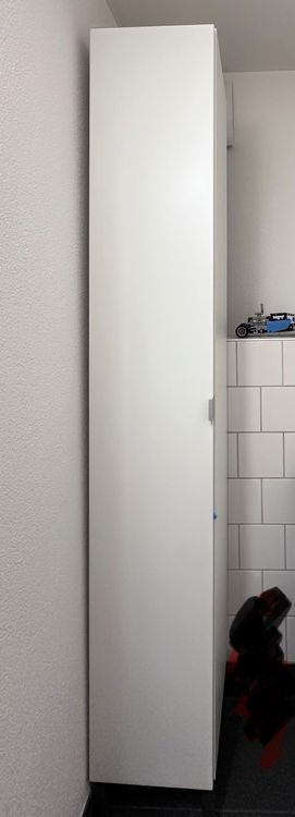 Verwunderlich Schmaler Hoher Schrank Bilder