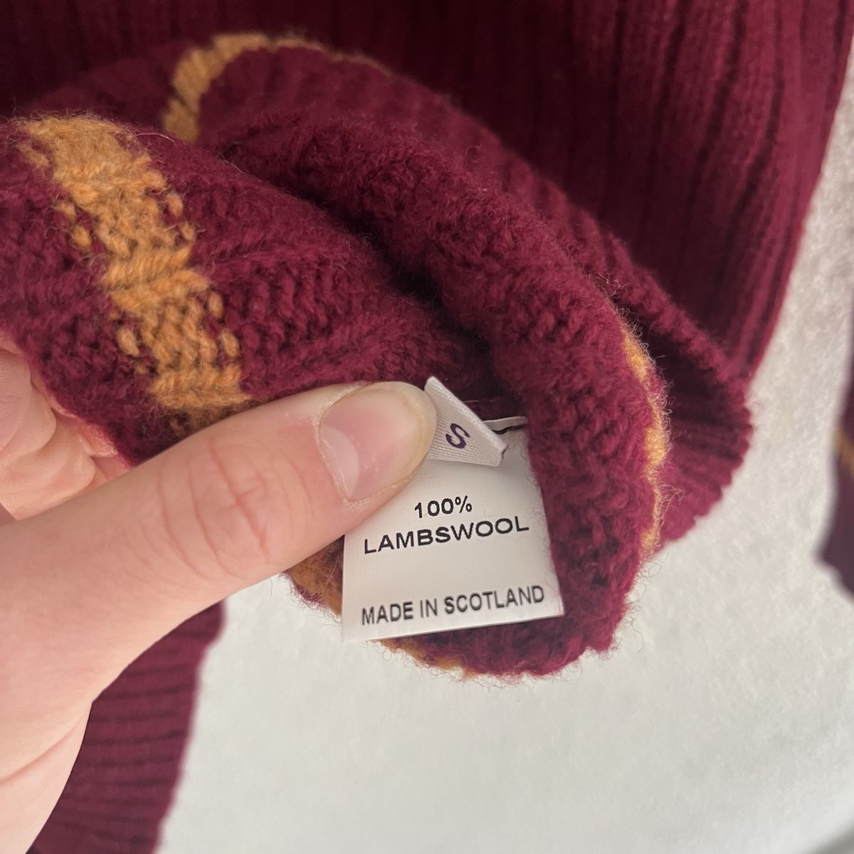 Maglioni & Felpe: Harry Potter Gryffindor Pullover – Nuovo (secondo la descrizione) da Spiez venduto da sophiiiiemariie4 4