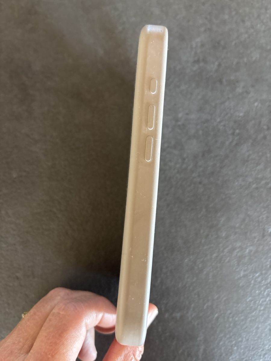 Apple Coques & Protection écran: iPhone 16 Hülle MagSafe original Apple – D'occasion à Pany par stuf3 2