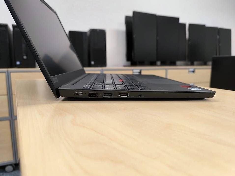 Lenovo Notebook: LENOVO ThinkPad E15, Windows 11,  15.6 Zoll – Usato da Wald ZH venduto da 89kingle 4