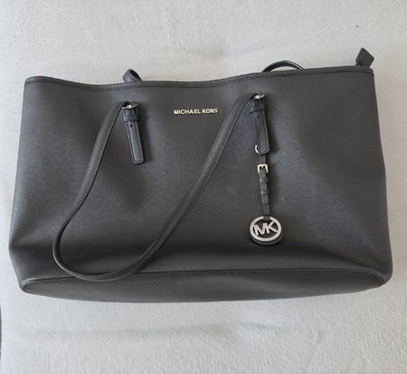 Michael Kors Jet Set Travel Tasche