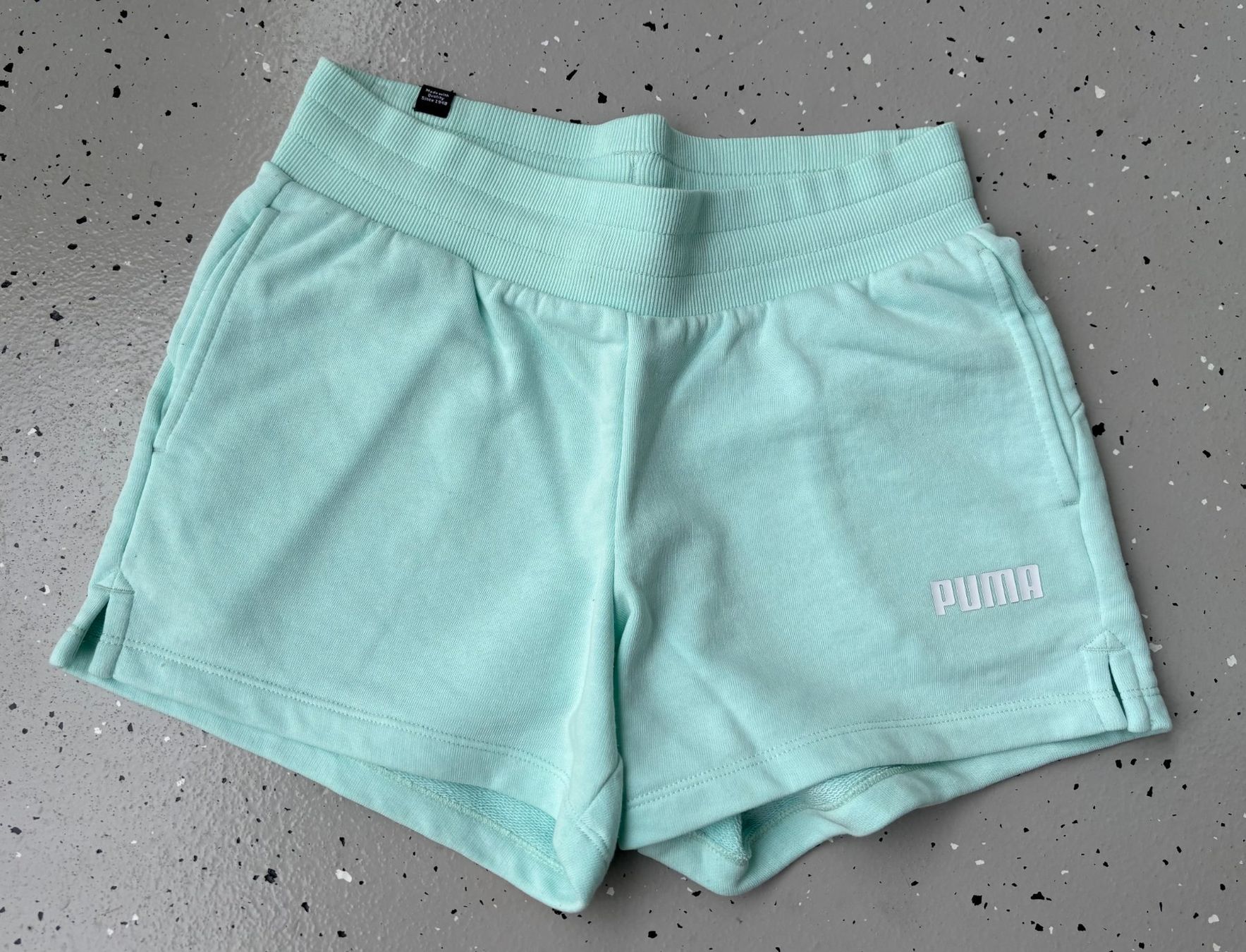 Puma Pantaloni: PUMA Shorts türkis – Nuovo (secondo la descrizione) da Ostermundigen venduto da palmen70