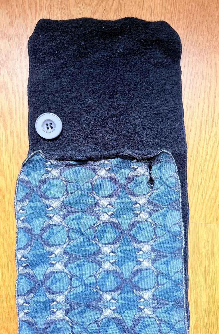Foulard & Sciarpe: Echarpe cache cou – Usato da Lucens venduto da gardur 1