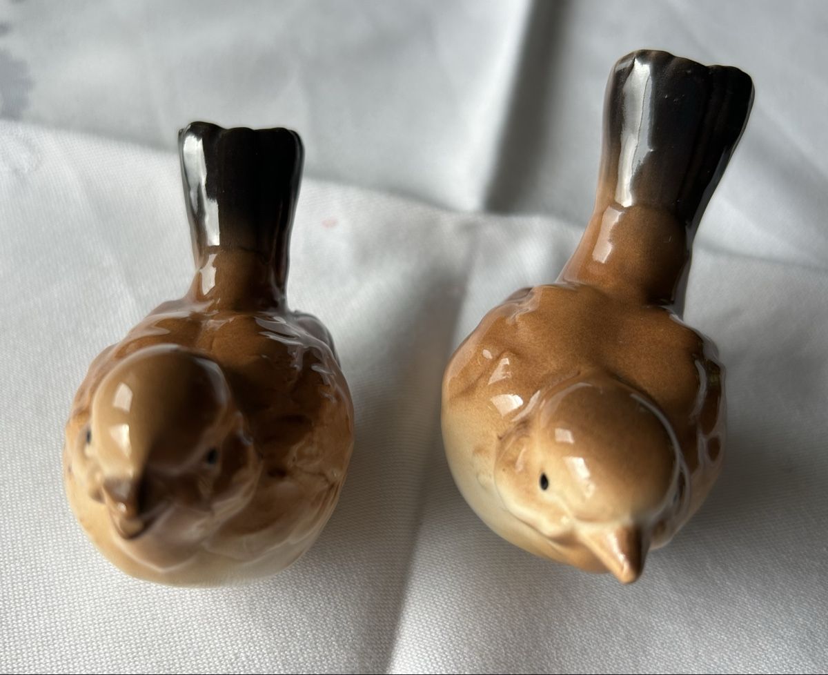 Tutte le decorazioni: 2 Porzellan-Vögeli – Usato da Lengnau AG venduto da Mefari 1