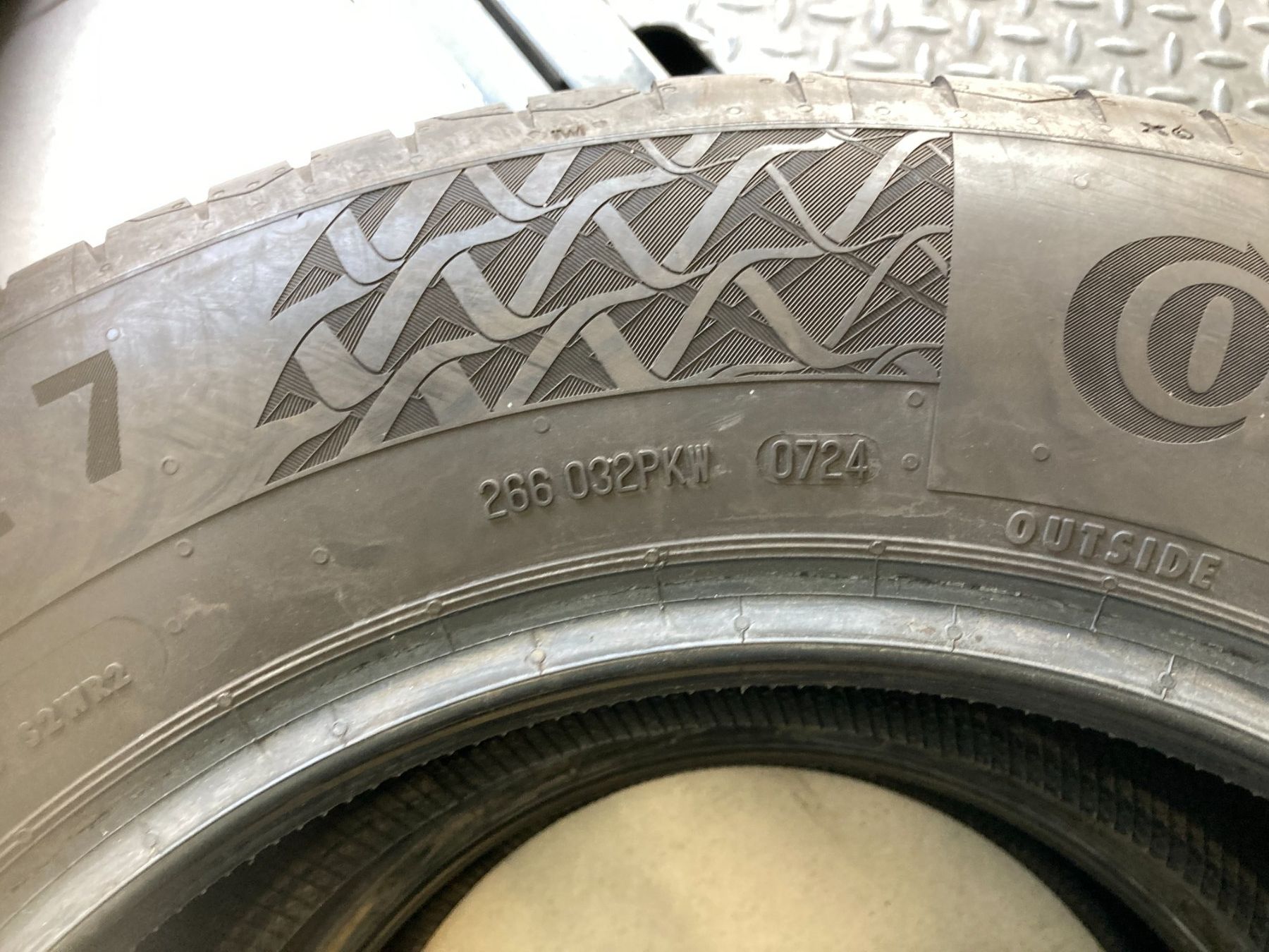 Continental Pneumatici & Ruote complete: 215/65R16 Sommerpneu Continental – Usato da Cham venduto da WB2223 3