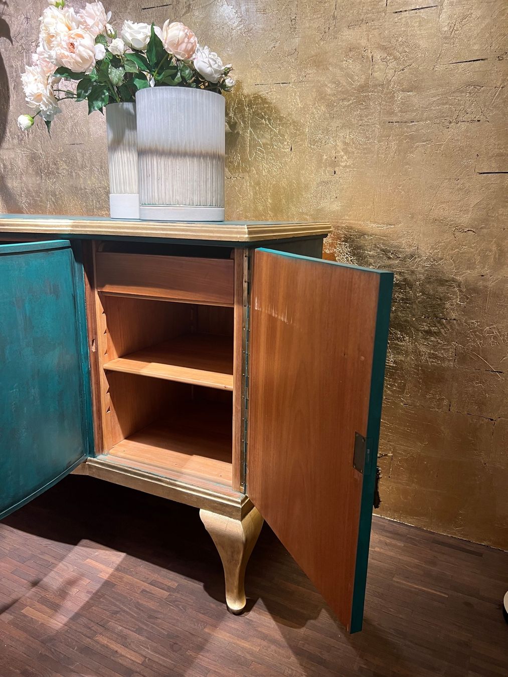 Kommoden: Sideboard Kommode Buffet Schrank Holzmöbel Tisch Anrichte – Gebraucht aus Brüttisellen von Nice_For_You 4