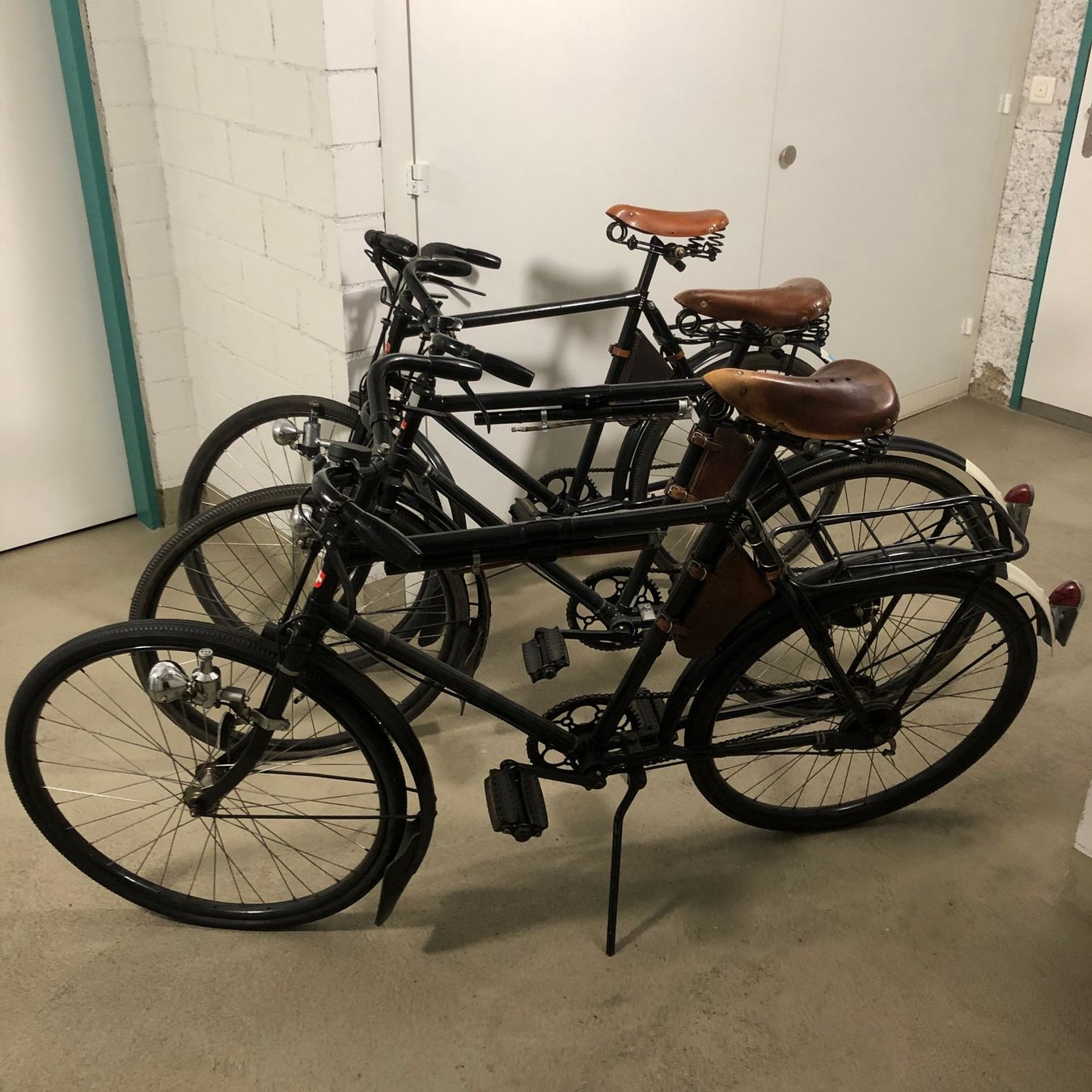 Velos: Schweizer Armeefahrrad Modell 05  Sammlung – Gebraucht aus Steinhausen von partelcius